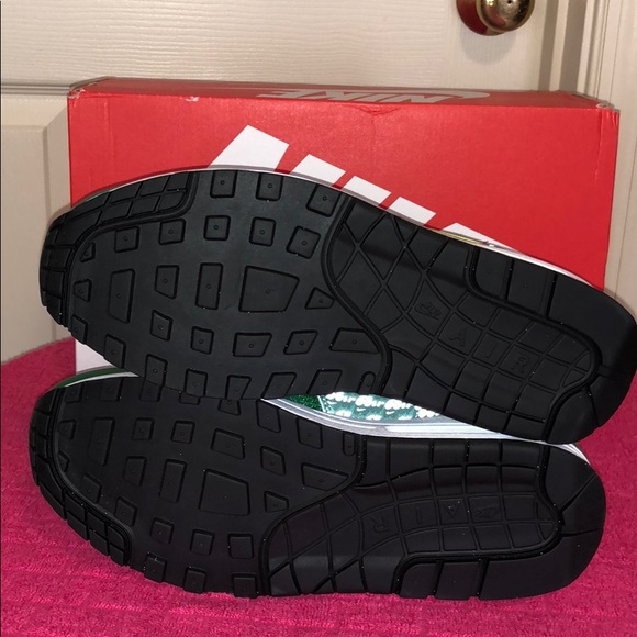 🔴SOLD🔴Nike Air Max 1 PRM - Picture 7 of 17